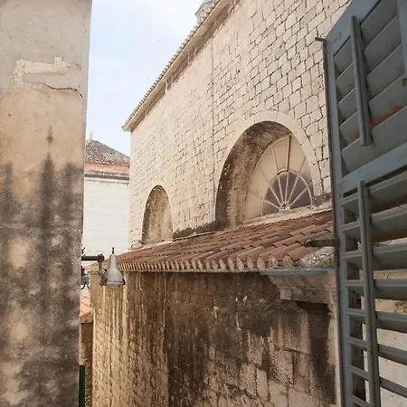 Апартаменты Old Town